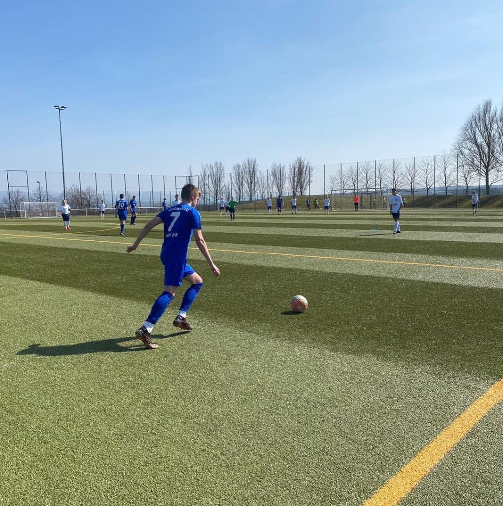 Jugendfussball-12